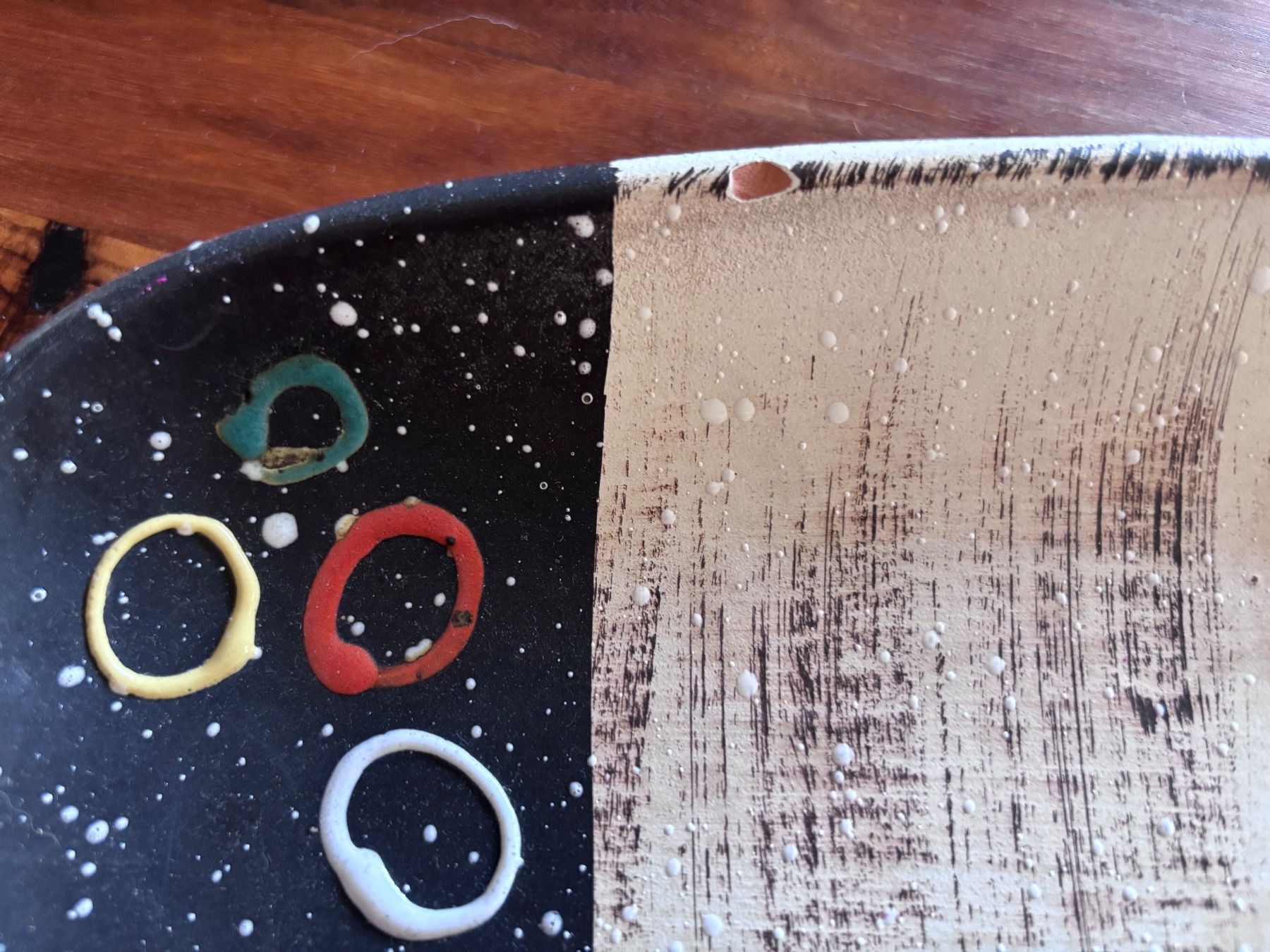 Servierplatten: ovale Mid-Century-Keramikplatte – Gebraucht aus Balsthal von Uroby 2