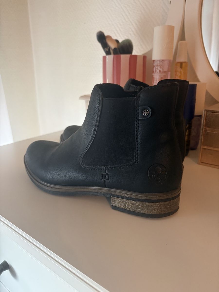 Rieker Damenschuhe: Rieker Boots 39  – Gebraucht aus Basel von Brunner.T