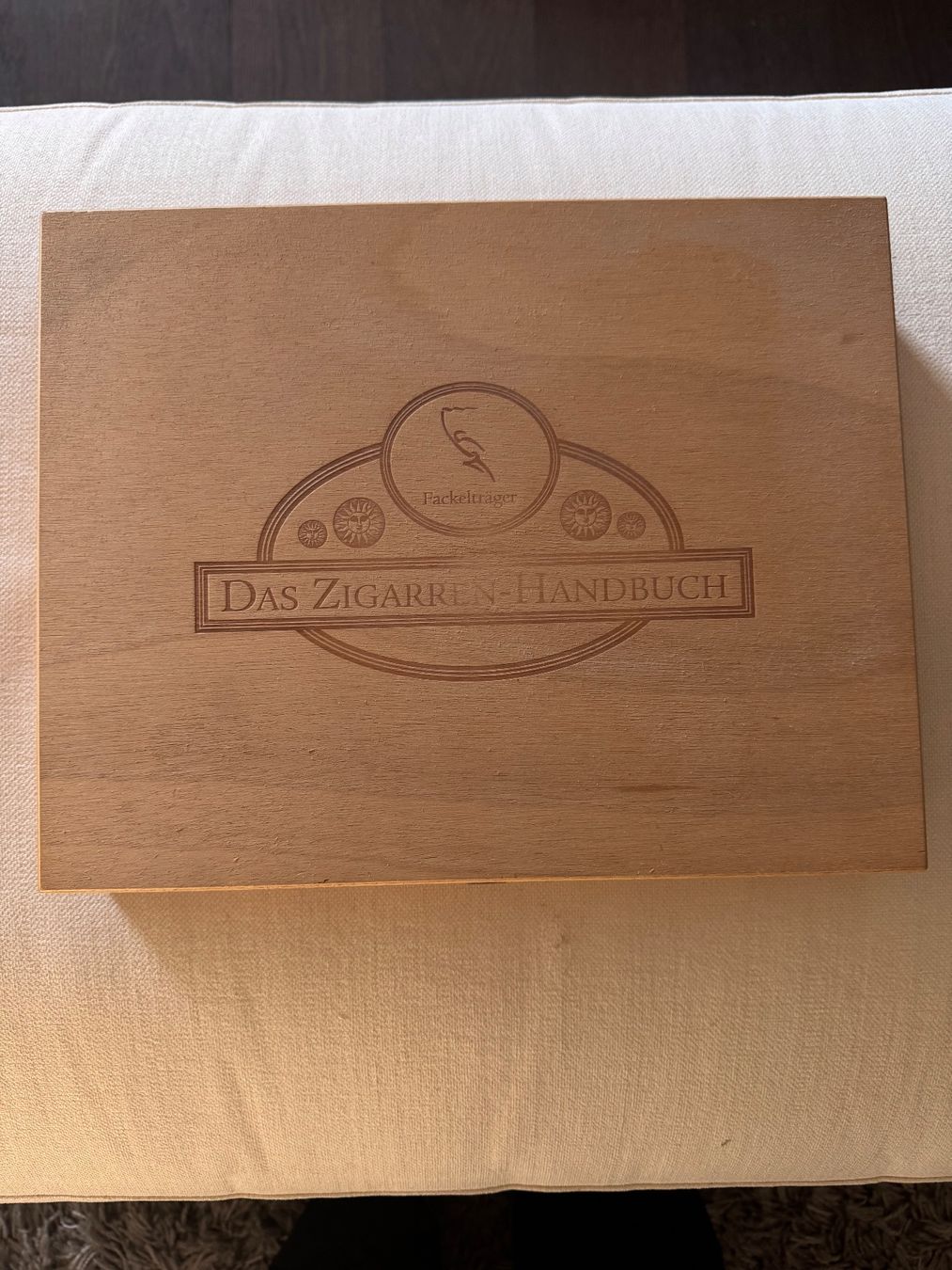 Libri: Zigarren Handbuch – Usato da Herrliberg venduto da Hamptonlane