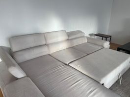 Grosse Eckcouch mit Schlaffunktion - Top Zustand!