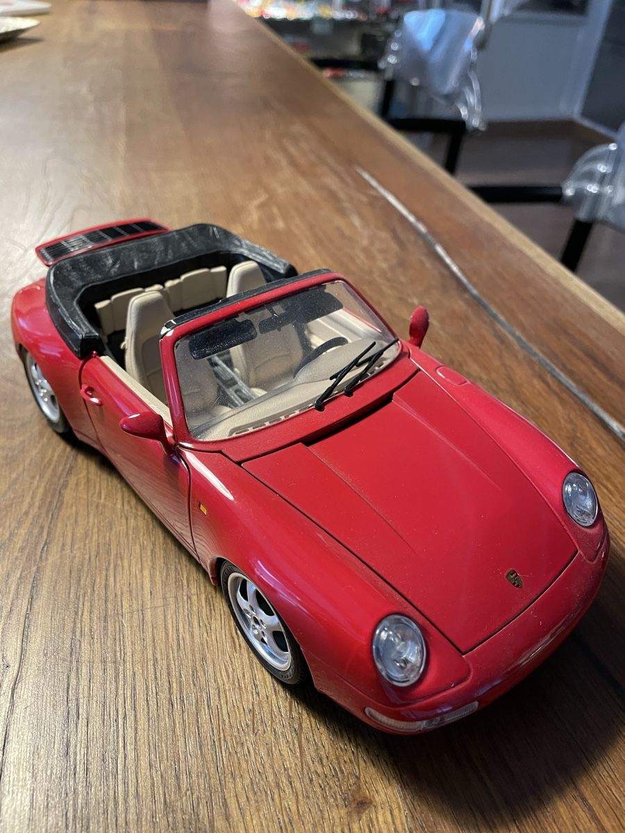 Bburago Modellini d'auto: Porsche 993 Carrera Burago – Nuovo (secondo la descrizione) da Laupen BE venduto da Perigoso