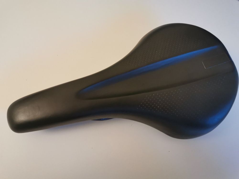 specialized canopy saddle review