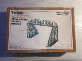 TycoKit Crossover Signal Bridge