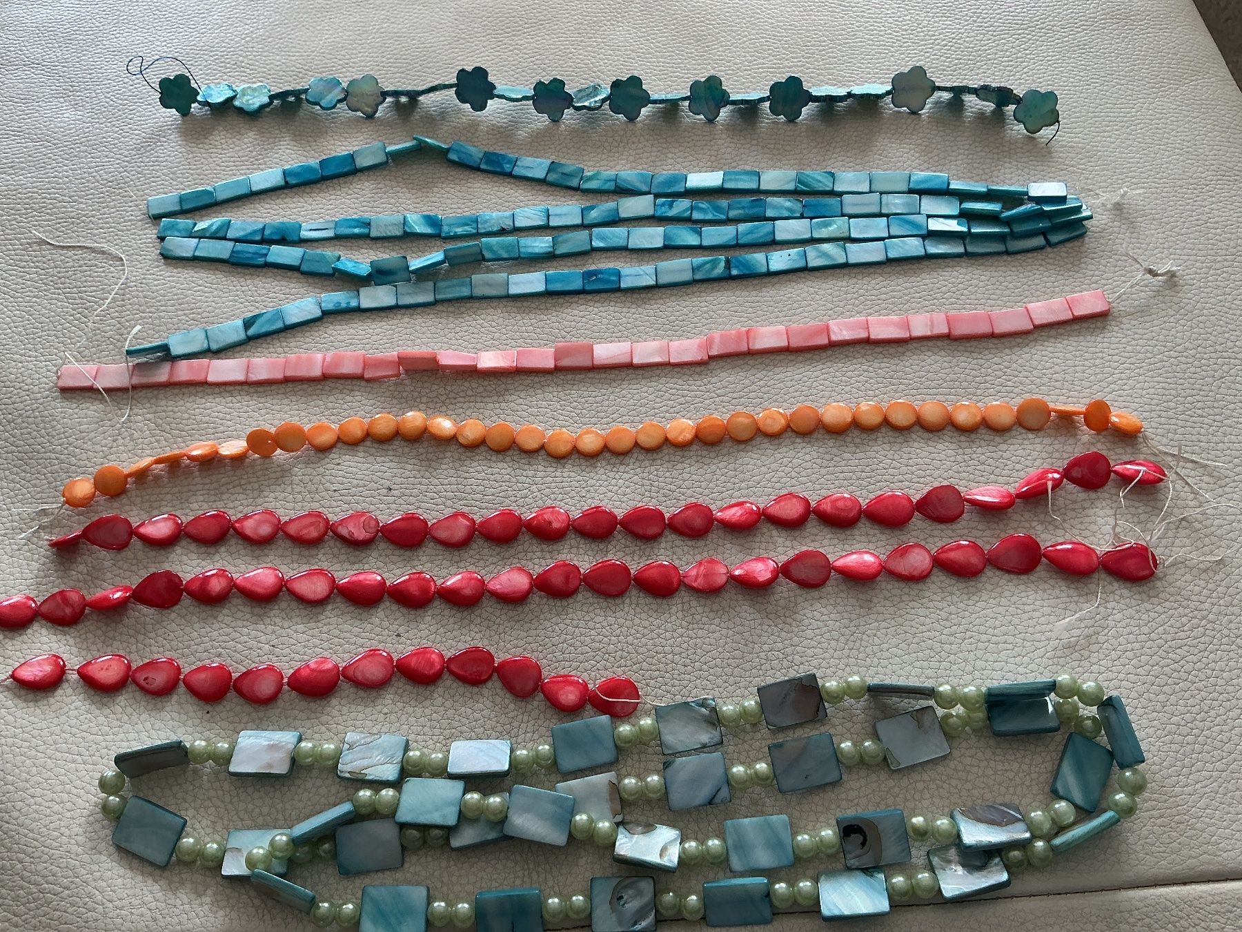 Sonstiger Schmuck: 12 x Strang Perlmut – Gebraucht aus Wettingen von Andres54