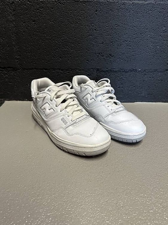New Balance Scarpe da uomo: Chaussure New balance 550 – Usato da Corminboeuf venduto da lou_5mvc
