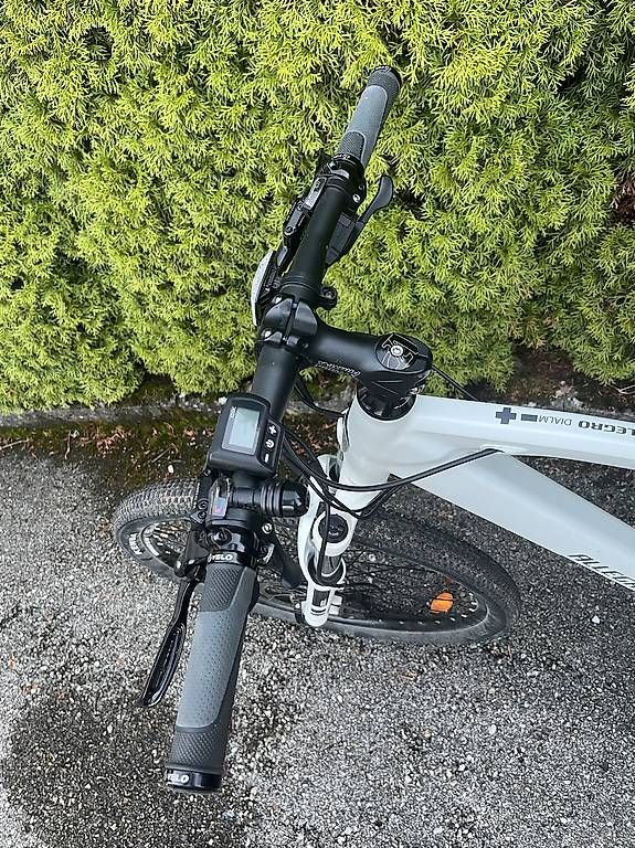 Biciclette: VTT Allegro blanc électrique  – Usato da Les Hauts-Geneveys venduto da Bagui 1