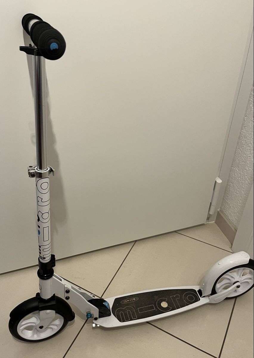 Micro Kickboard: Trottinette Micro Classic blanche – Neu (gemäss Beschreibung) aus St-Prex von SoLu21