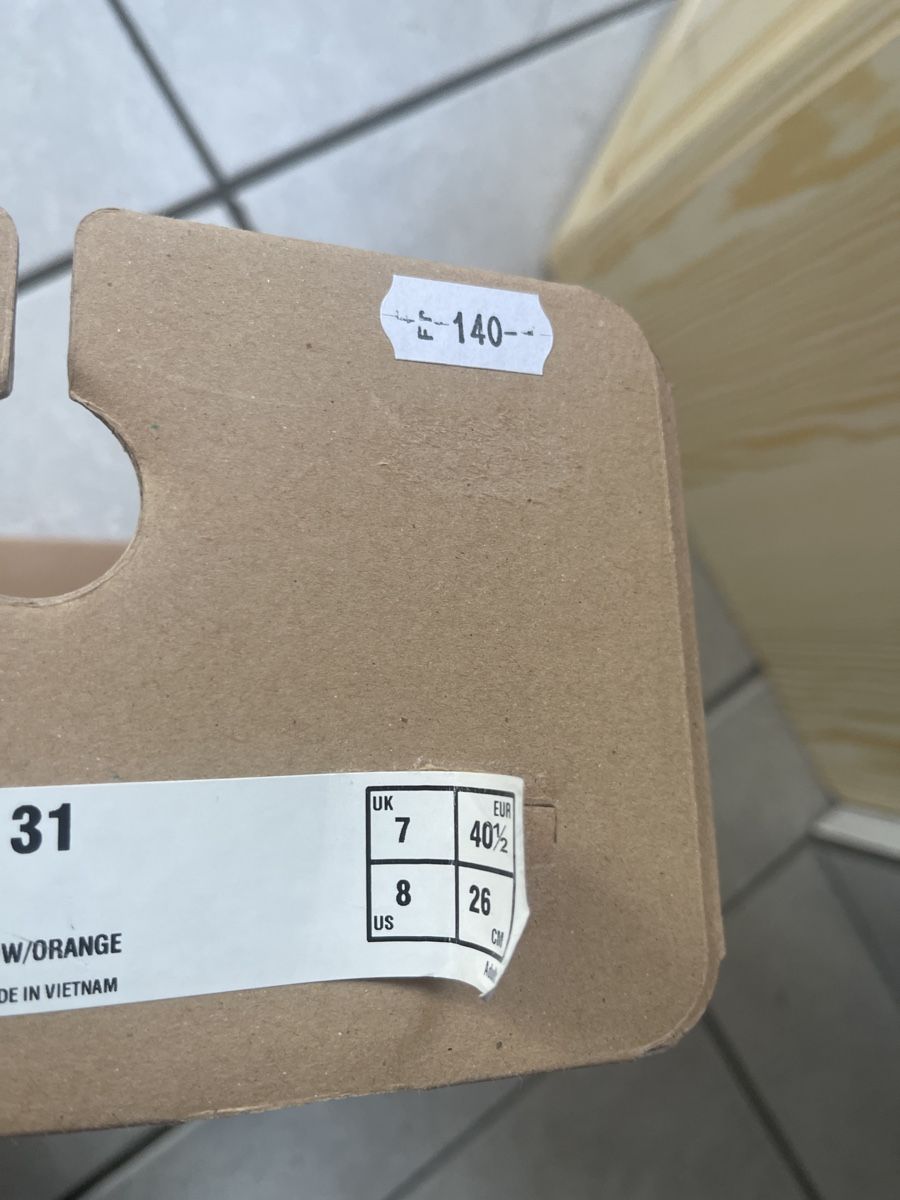 Puma Damenschuhe: Neue Puma Schuhe Gr 401/2 – Neu und originalverpackt aus Lostorf von Luelostorf 2