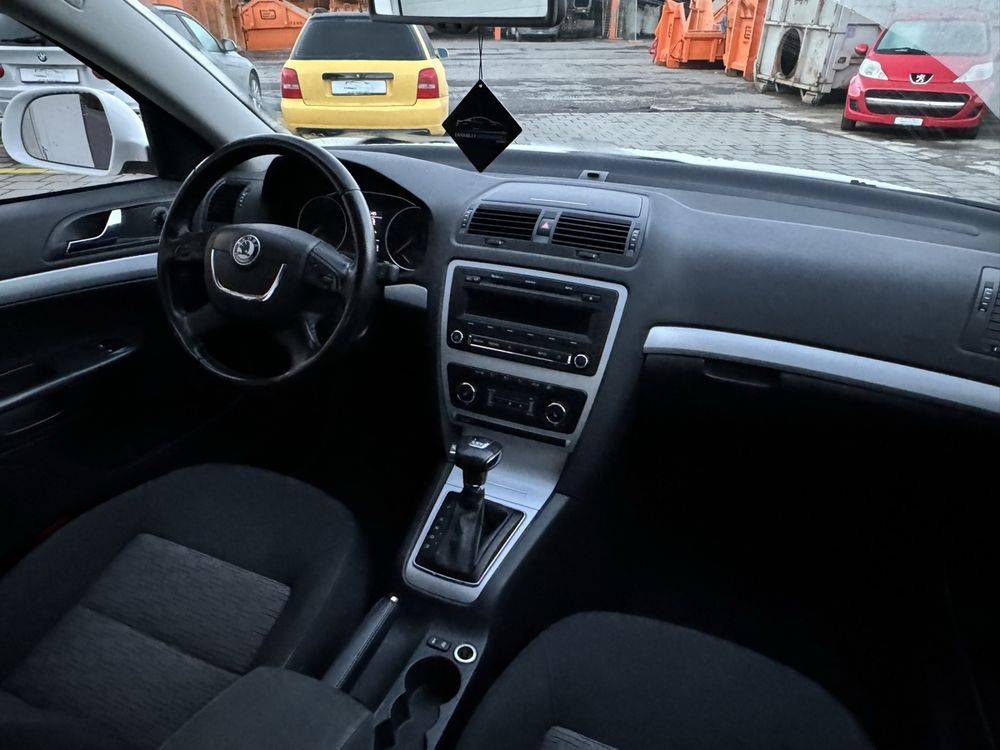 Skoda Automobili: Skoda Octavia 2.0 TDI Automat – Usato da Sevelen venduto da e39-bmw 5