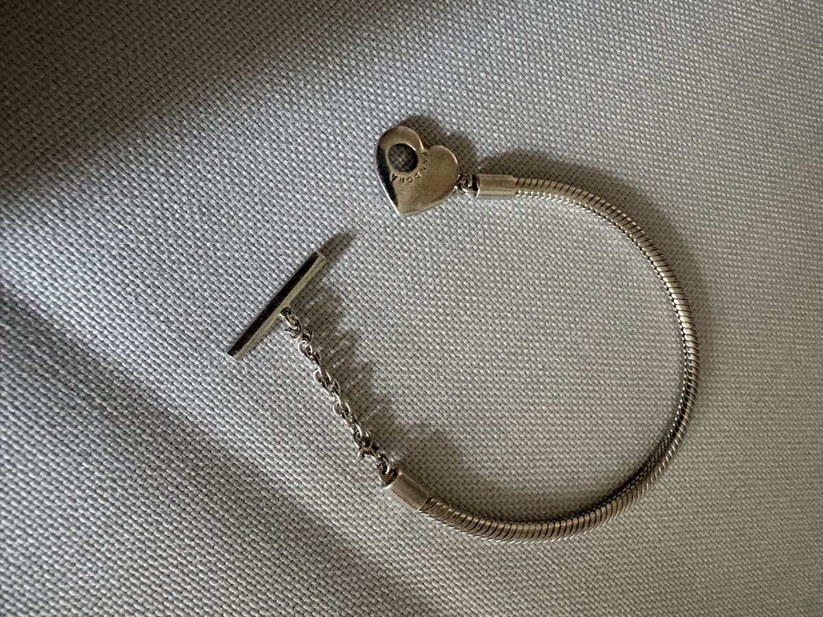 Pandora Armbänder & -reifen: Pandora Armband – Gebraucht aus Allschwil von MK95