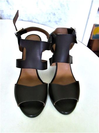 HERMES SANDALEN NEU  Gr. 40