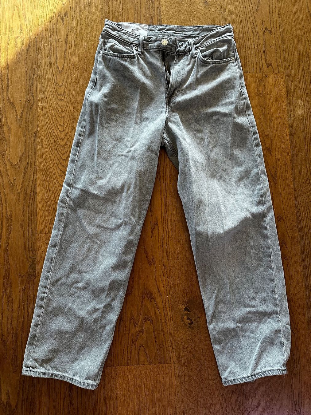 H&M Jeans: Jeans H&M LOOSE Grösse 28/32 – D'occasion à Niederbüren par Hudi_1974