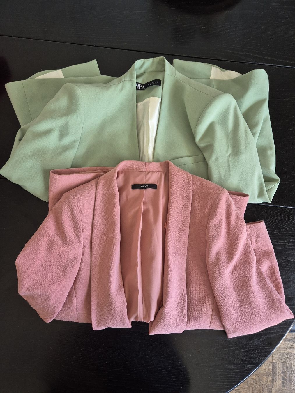 Giacche: 2x Blazer – Usato da Winterthur venduto da AH1291