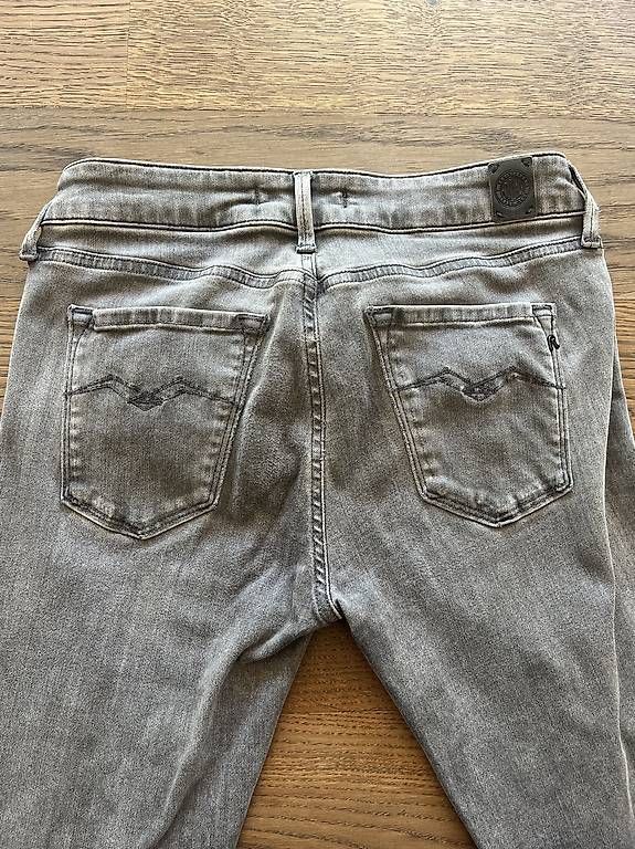 Replay Jeans: Replay Jeans grau – Nuovo (secondo la descrizione) da Fraubrunnen venduto da Vpeck 2