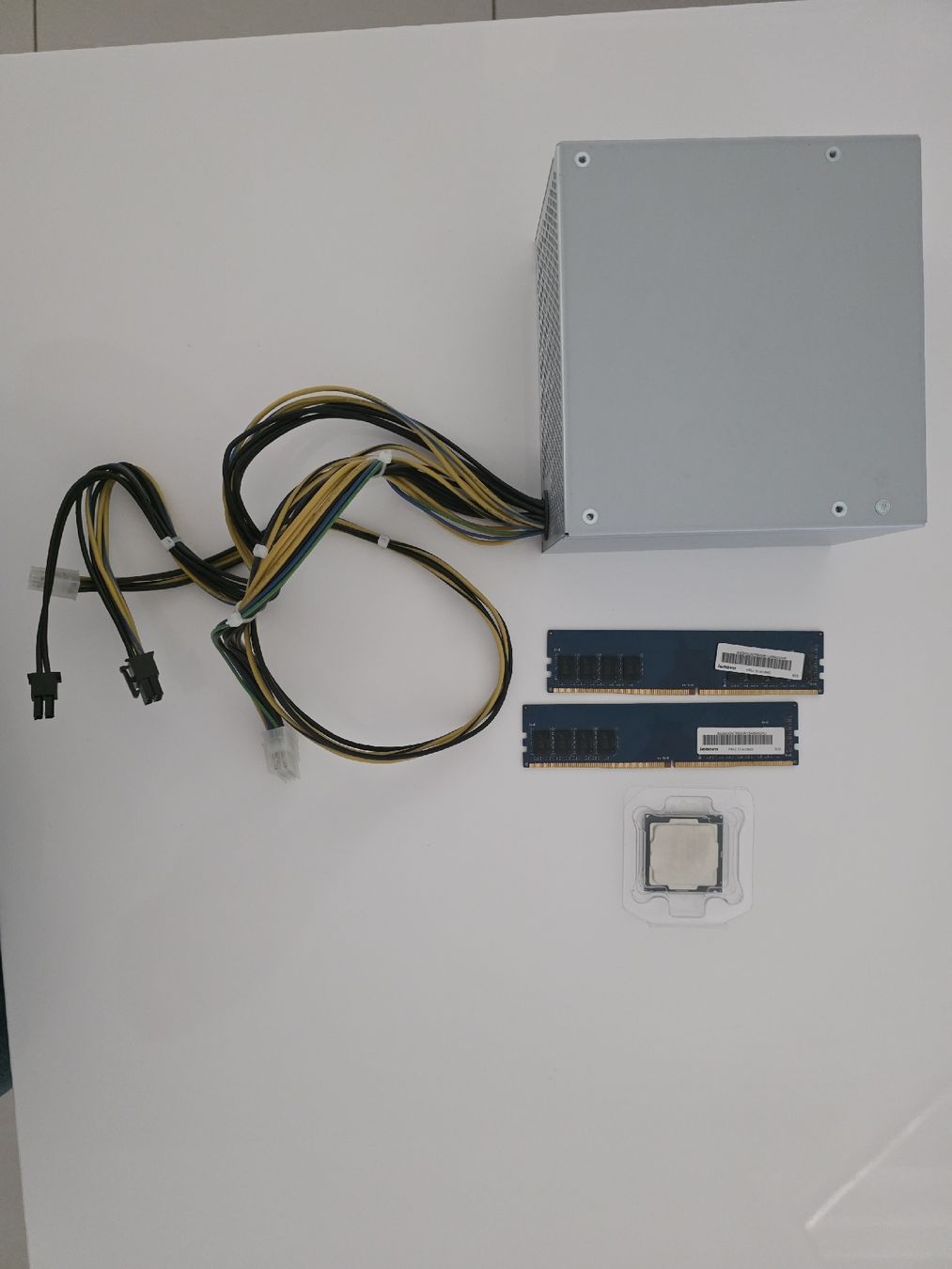 PCs: Pc Teile Bundle – Gebraucht aus Oberhasli von leo_7gjx