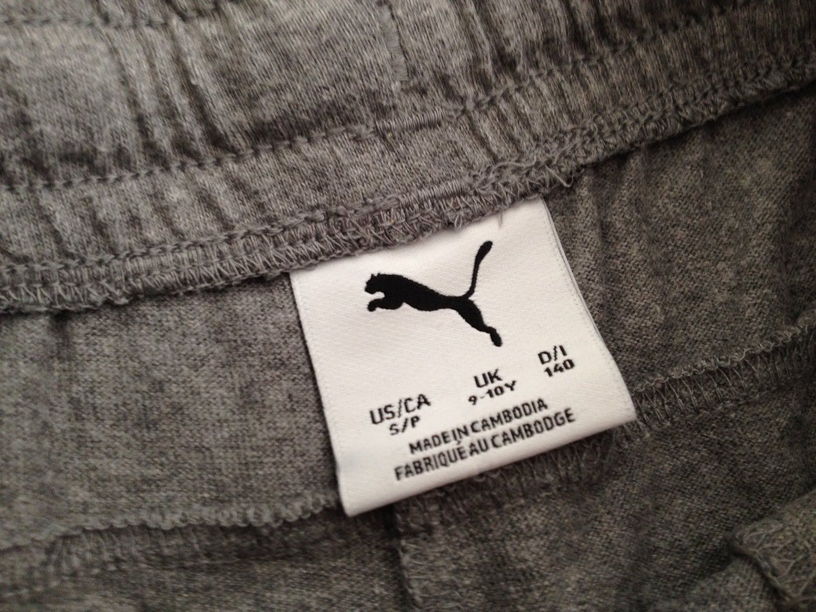 Puma Pantaloni: Shorts Puma – Usato da Dübendorf venduto da Fip05 1