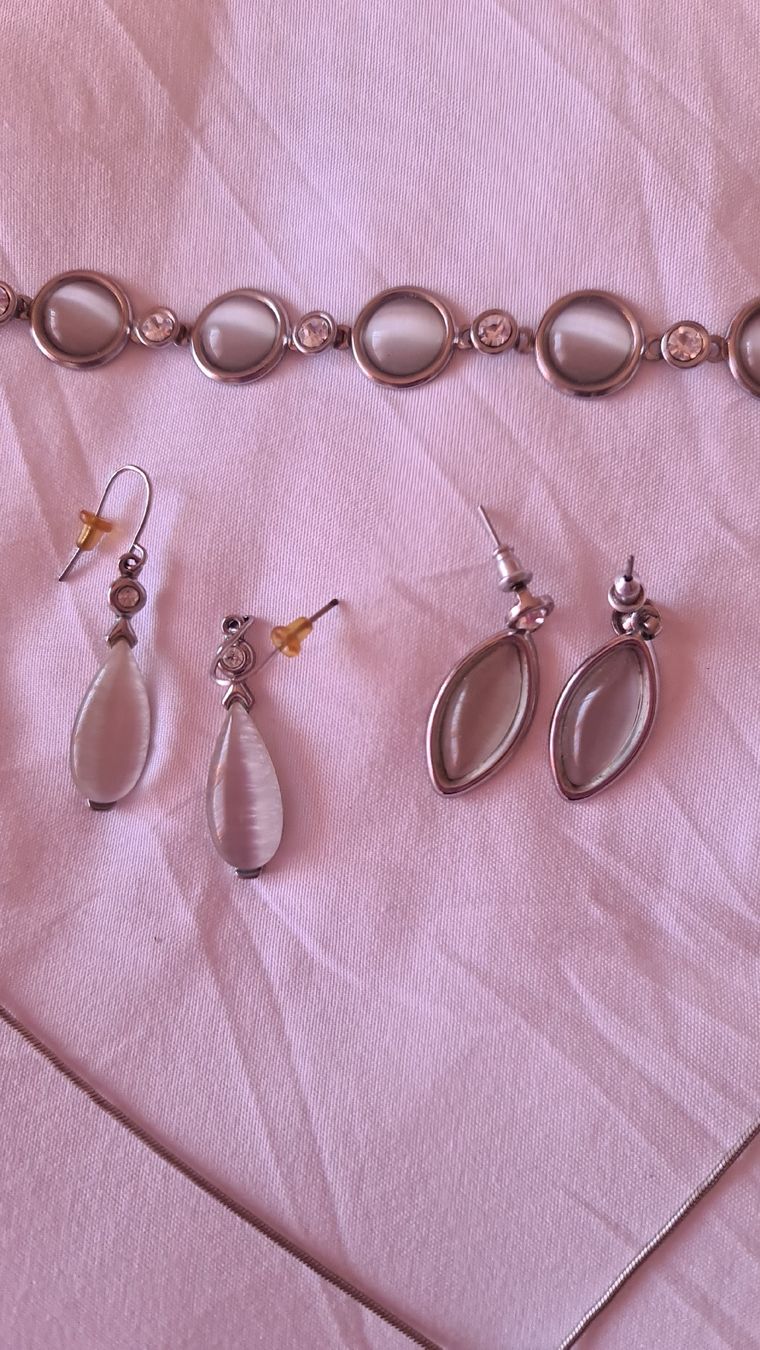 Autres bijoux: bijou set, schön – D'occasion à Aarau par pafiro