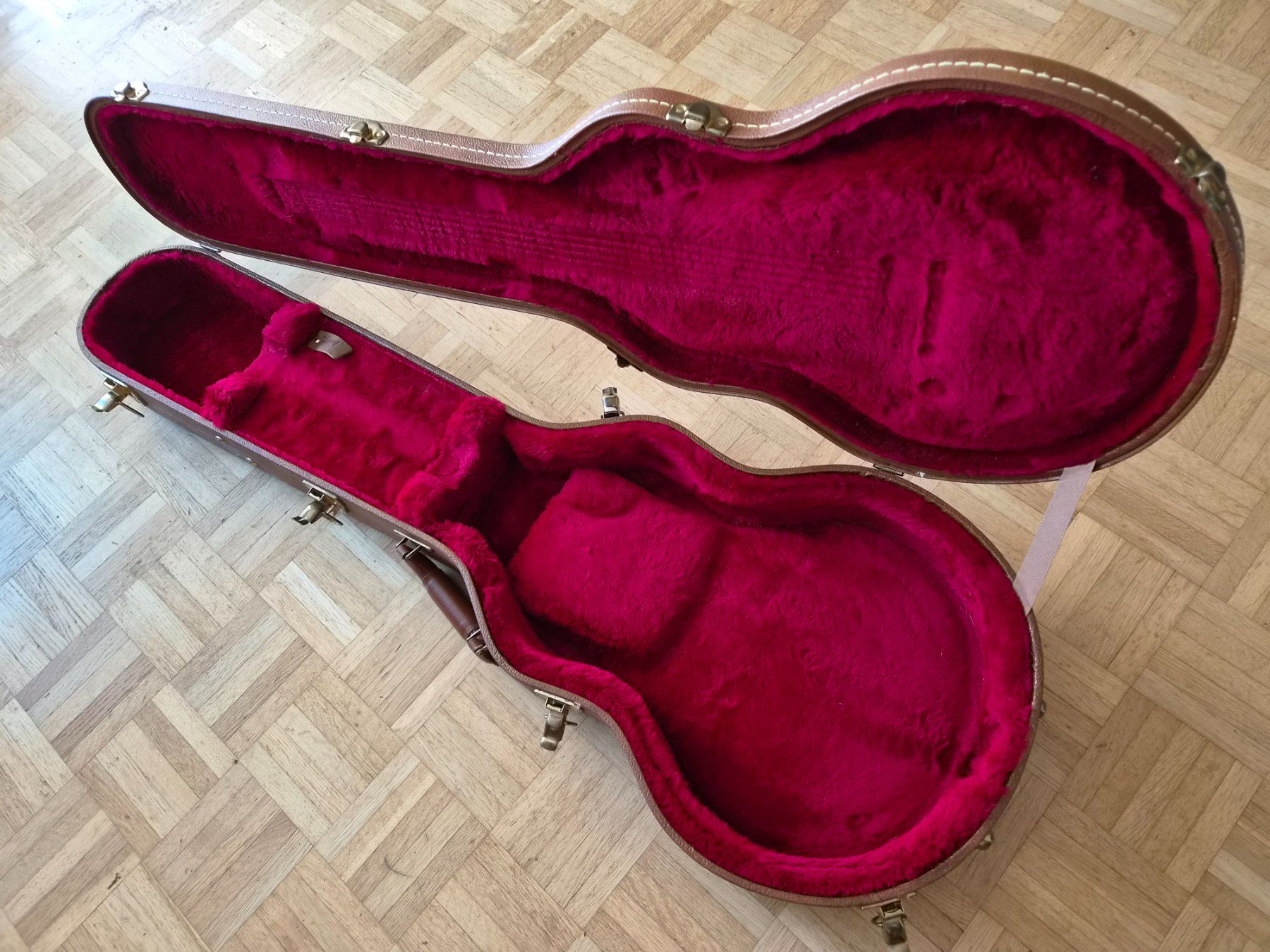Gibson Strumenti musicali: Gibson Les Paul Koffer – Usato da Seltisberg venduto da Ppeter68 2