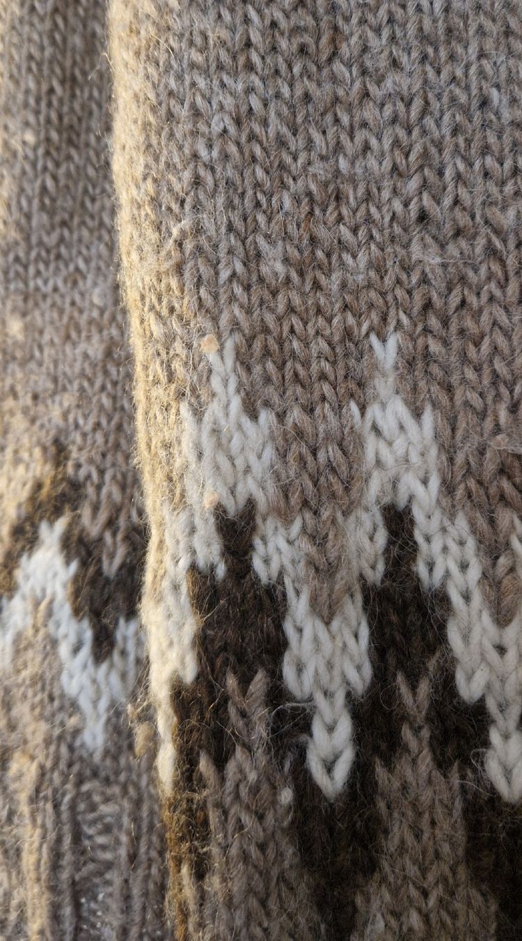 Pulls & Sweat-shirts:  Isländer Strickpullover – D'occasion à Luzern par Belethors_GenGoods 1