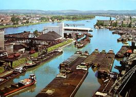 BASEL Kleinhüninger Rheinhafen