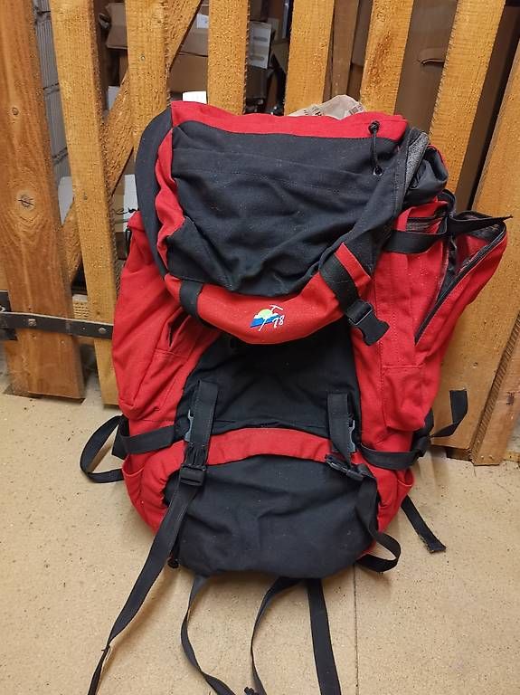 Rucksäcke: Grosses Camping rucksack  – Gebraucht aus Zürich von jeanremi.mai 1
