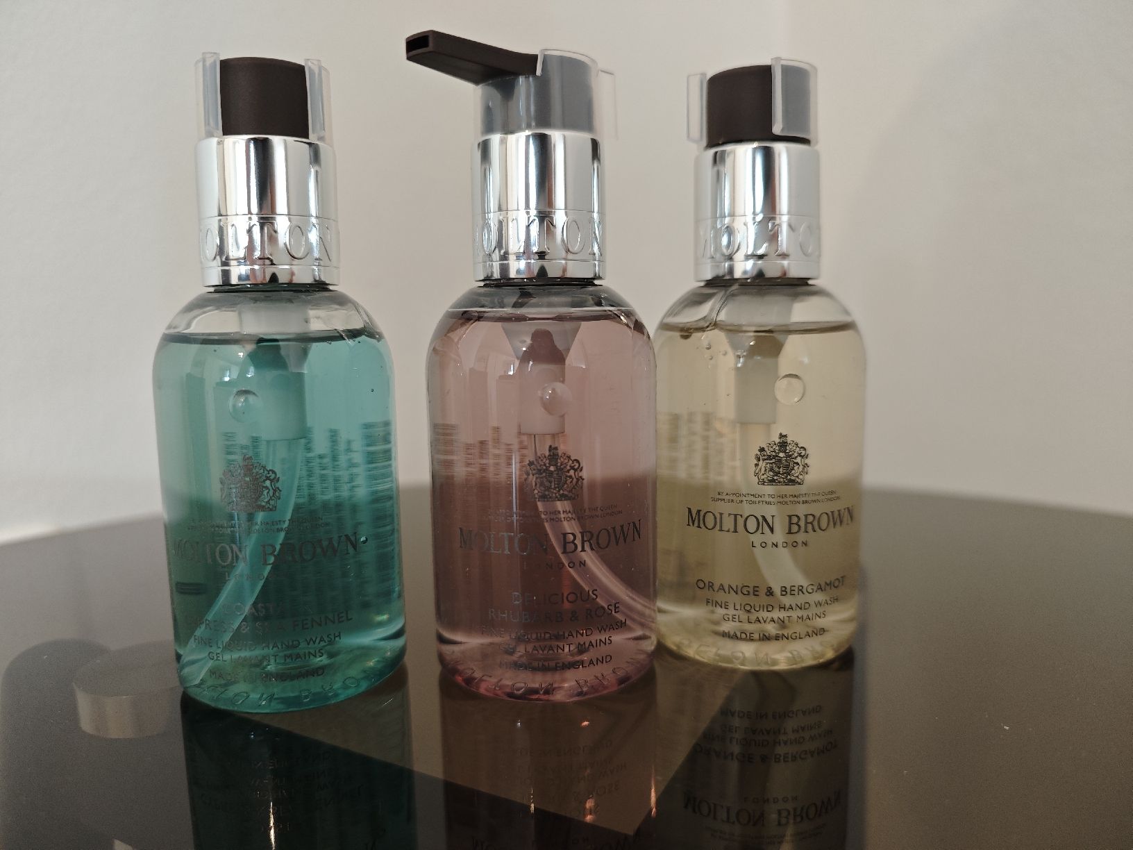 Sonstige Körperpflege: Molton Brown Hand Care Collection Set neu – Neu (gemäss Beschreibung) aus Zürich von pre_t7fd 2