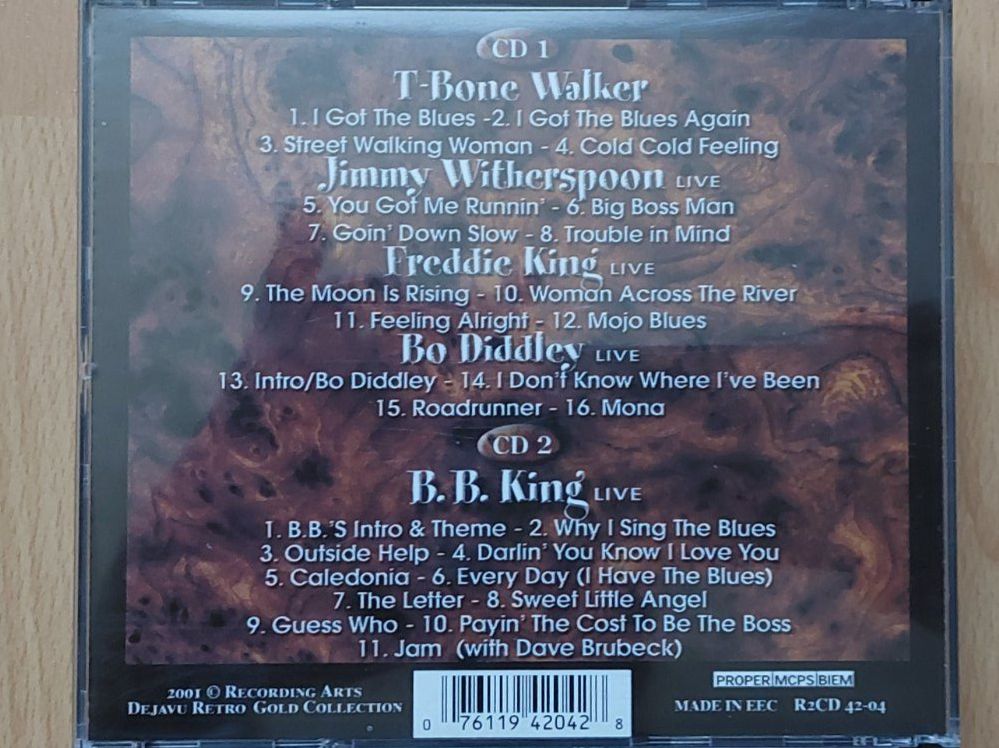 CD: B.B.King & Friends Dejavu Gold Collection 2CDs – Usato da Aurigeno venduto da AnnaM46 1