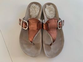 UGG Zehensandalen Gr. 37 wie NEU