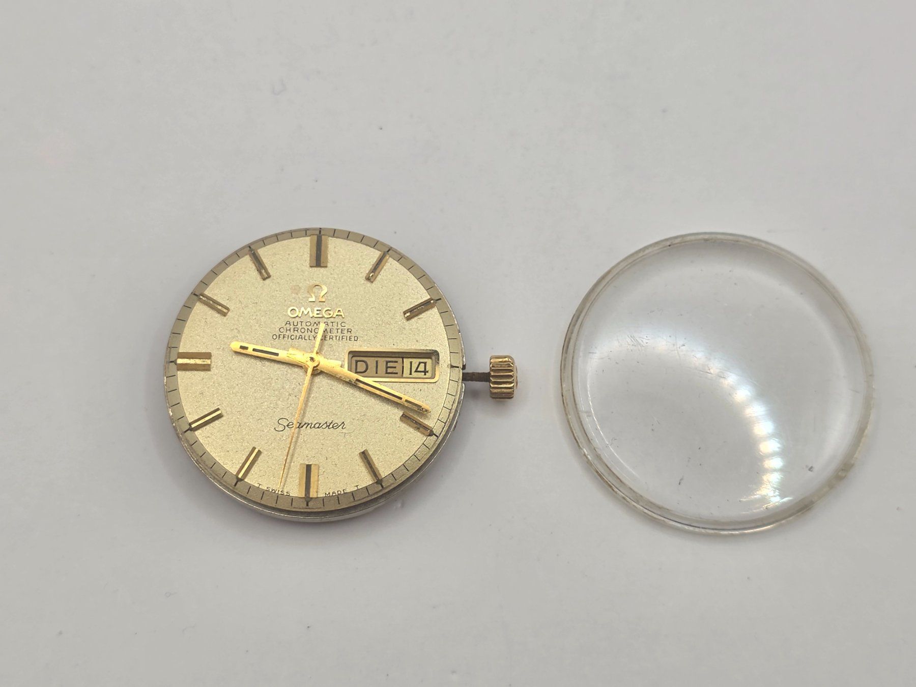 Omega Montres: Omega Seamaster Uhrwerk mit Datumsanzeige – Défectueux à Dietikon par deineSolutions