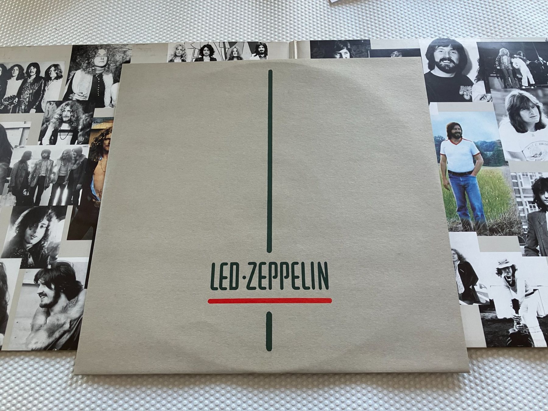 Dischi in vinile: Led Zeppelin – Usato da Aarwangen venduto da Jukebox3 4
