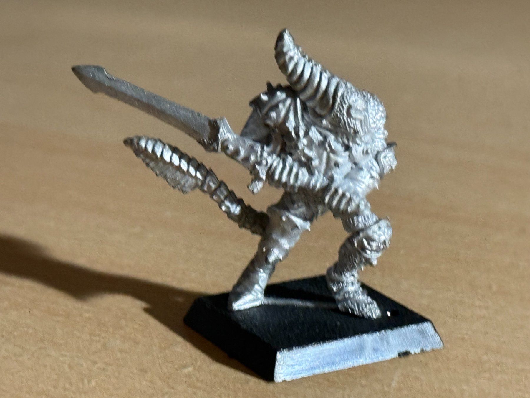 Kits de montage: Warhammer - Oldhammer - Chaos Champion – D'occasion à Basel par pascoett