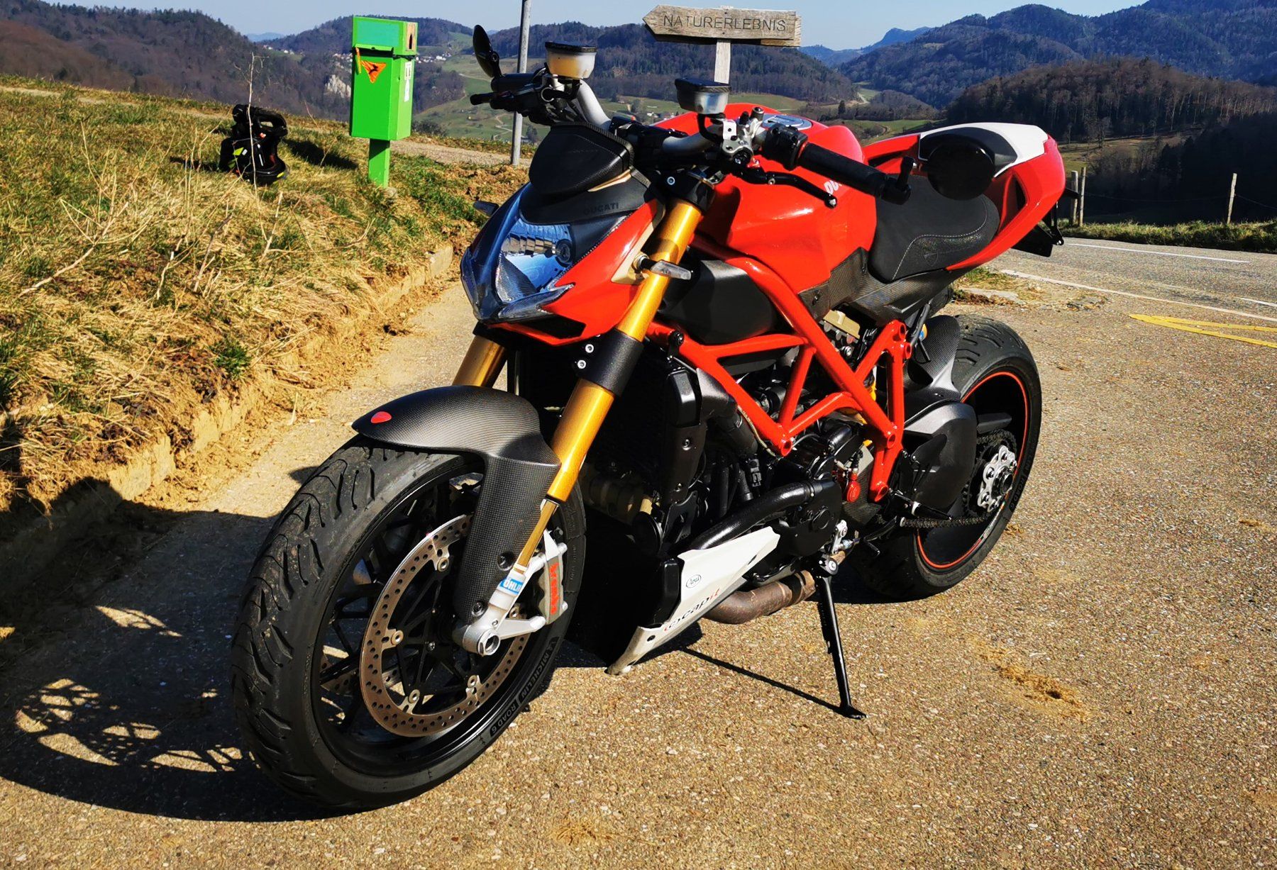 Ducati Strasse: Ducati Streetfighter 1099 S – Gebraucht aus Nuglar von  5