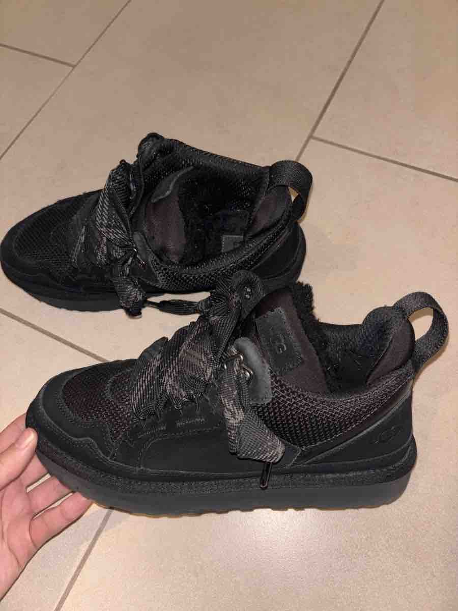 Ugg Scarpe da donna: UGG lowmel Sneakers Black Size 39 – Nuovo (secondo la descrizione) da Genève venduto da jae_n2pn 1