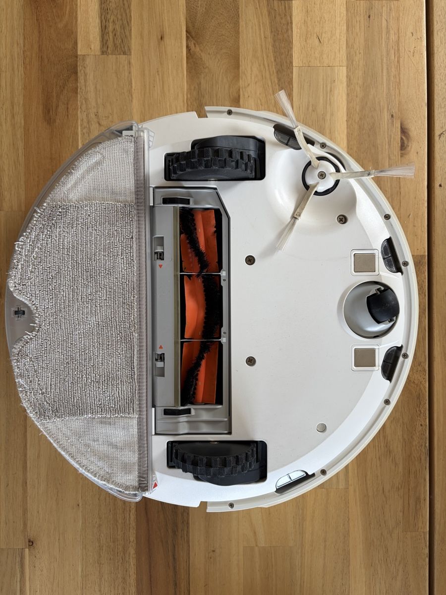 Roborock Aspirateurs & Accessoires: Roborock S502-00 Staubsaugerroboter mit Wischfunktion – D'occasion à Baar par annasorbian 2