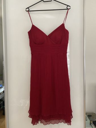 Rotes Sommerkleid, Grösse M, leicht & elegant!