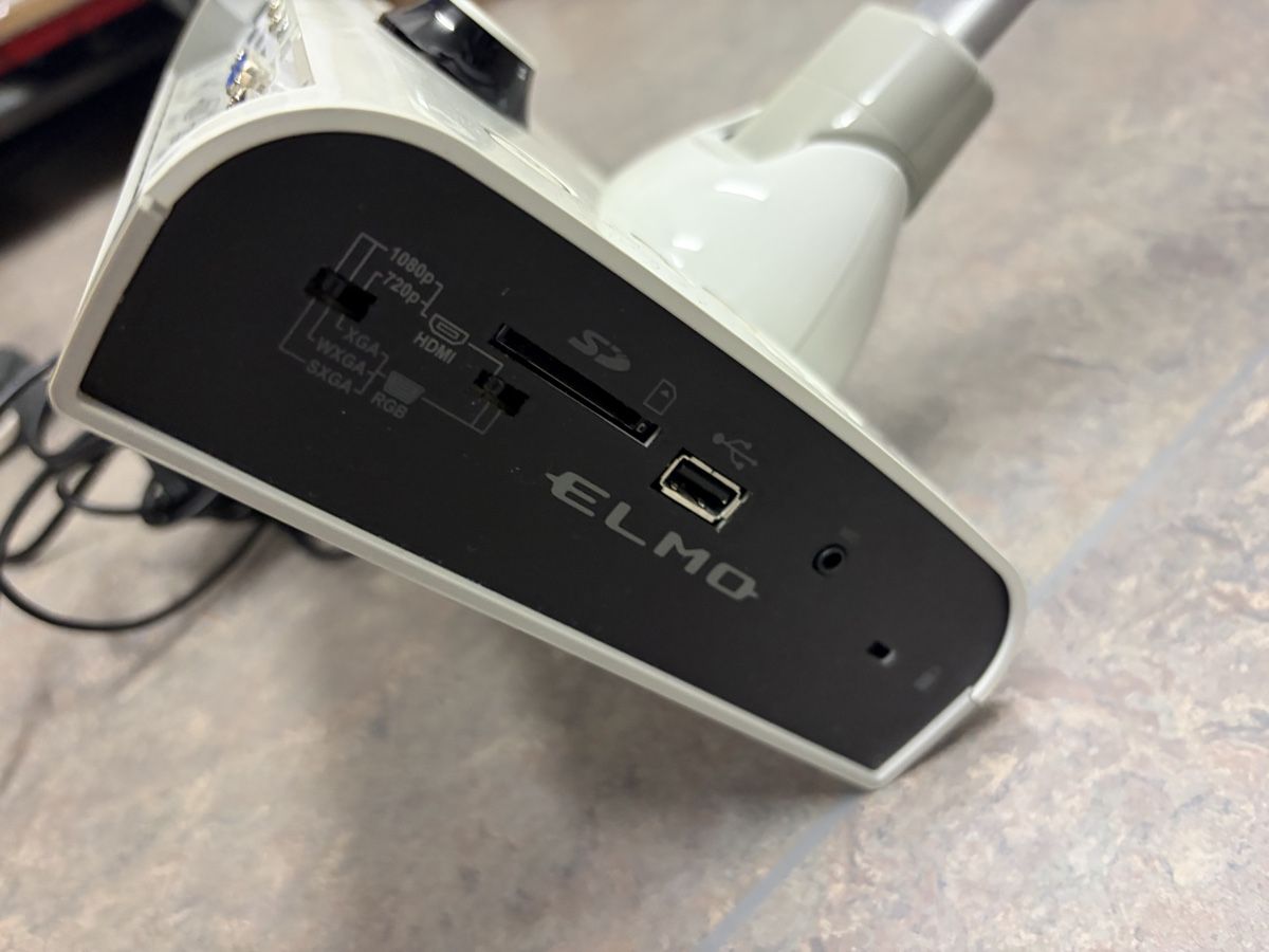 Elmo Fotocamera: Elmo L-12 iD Dokumentenkamera  – Usato da Uznach venduto da pegasus101 3
