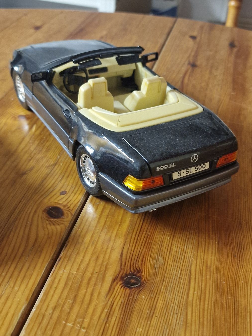 Bburago Modellini d'auto: modellautos convult 4 – Usato da Herzogenbuchsee venduto da ioa_zcm6 4
