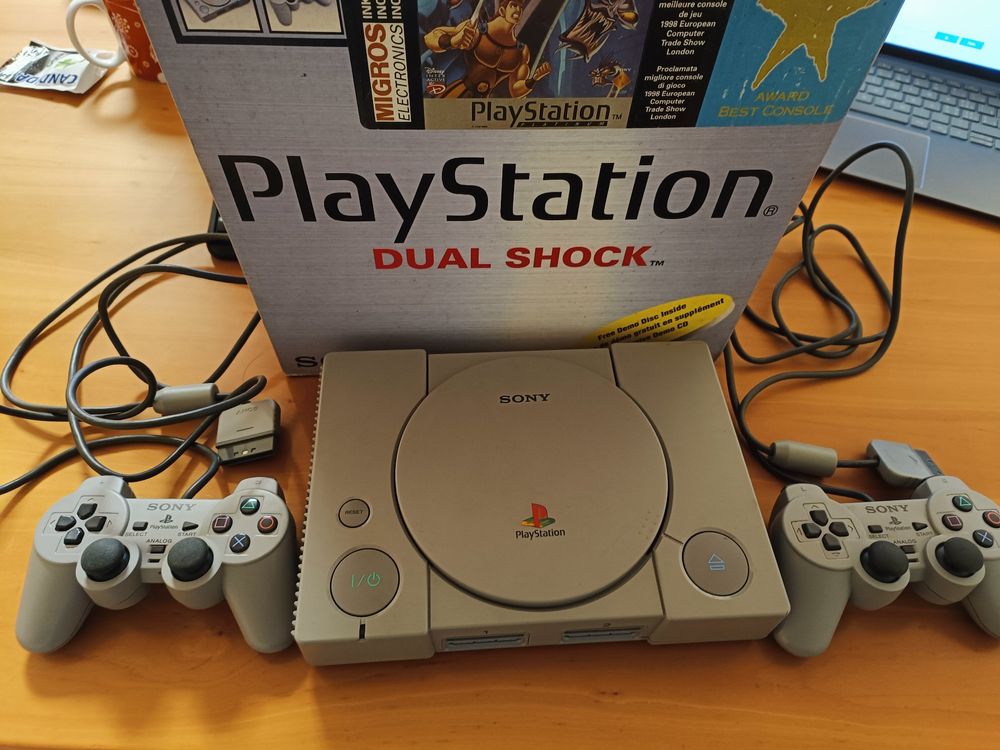 Playstation 1 mit Verpackung & Quittung 1998 Kaufen auf Ricardo