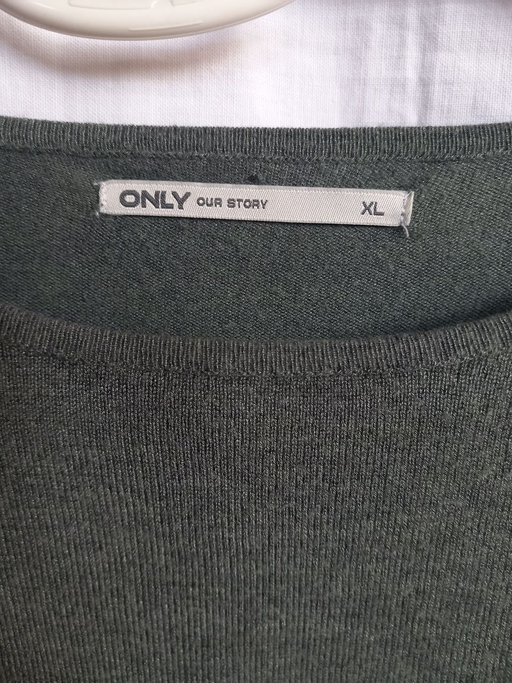 Only Pulls & Sweat-shirts: Pull vert bleuté ONLY – D'occasion à Faoug par per_kp6r 1
