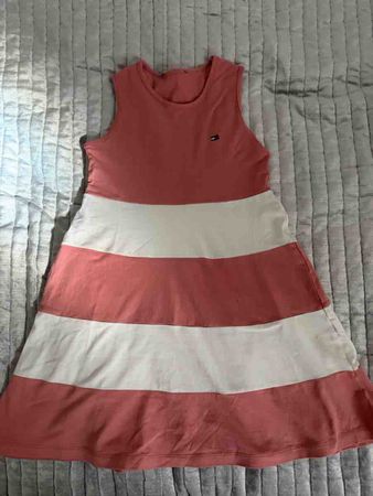 Robe d'été Tommy Hilfiger fille taille 140