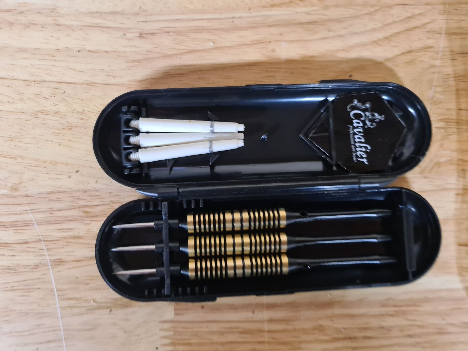 Freccette: Dartset mit zusätzlichen Dartpfeilen – Nuovo (secondo la descrizione) da Waldkirch venduto da Hypertenuse 1