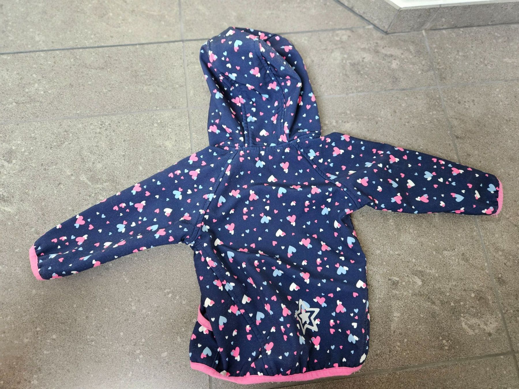 Giacche & Cappotti: Mädchen Fleece Jacke mit Herzen, Grösse 80 – Usato da Sempach venduto da Bebla10 2