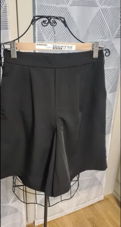 SALE - Short Pants S, New