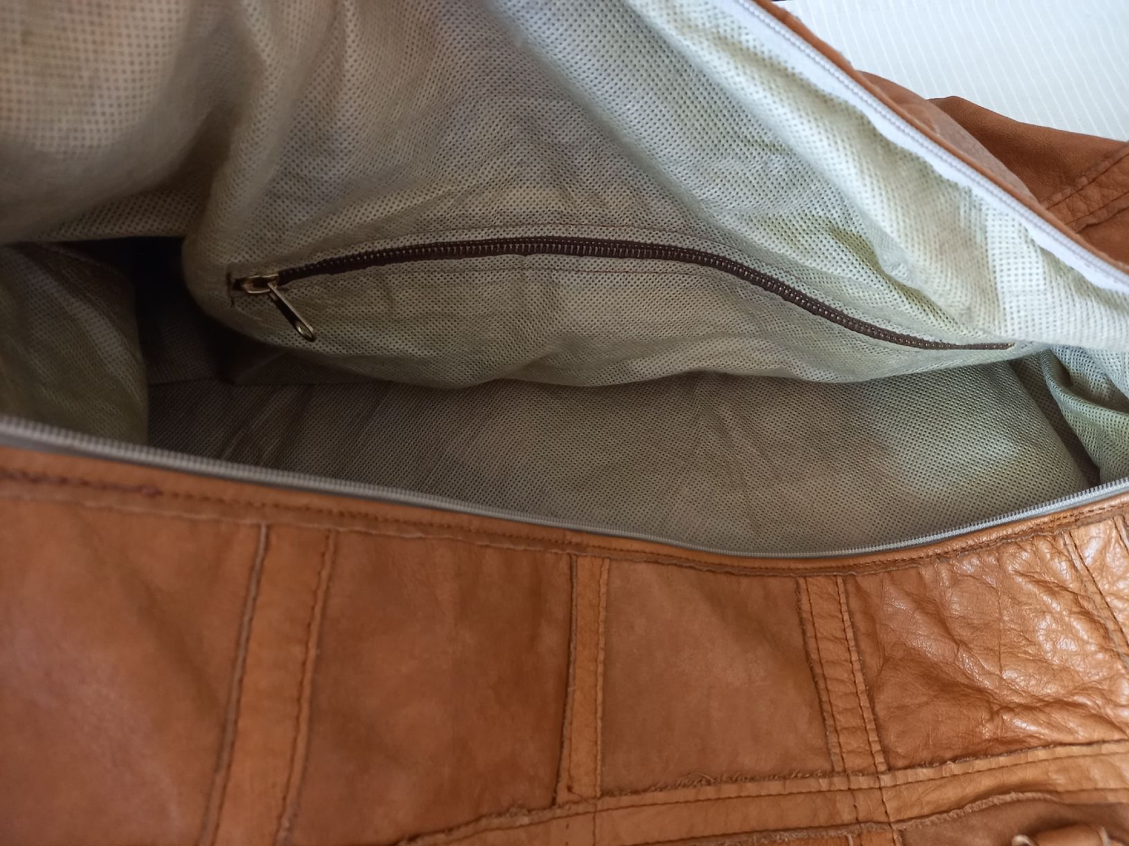 Taschen: Reisetasche, Leder  – Gebraucht aus Winterthur von leo_ywb7 2