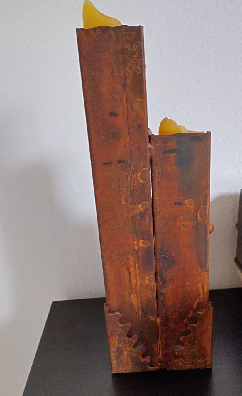 Portacandele: ROSTIG METALL KERZENSTÄNDER MASSIV – Usato da Romanshorn venduto da Stubsinator 3
