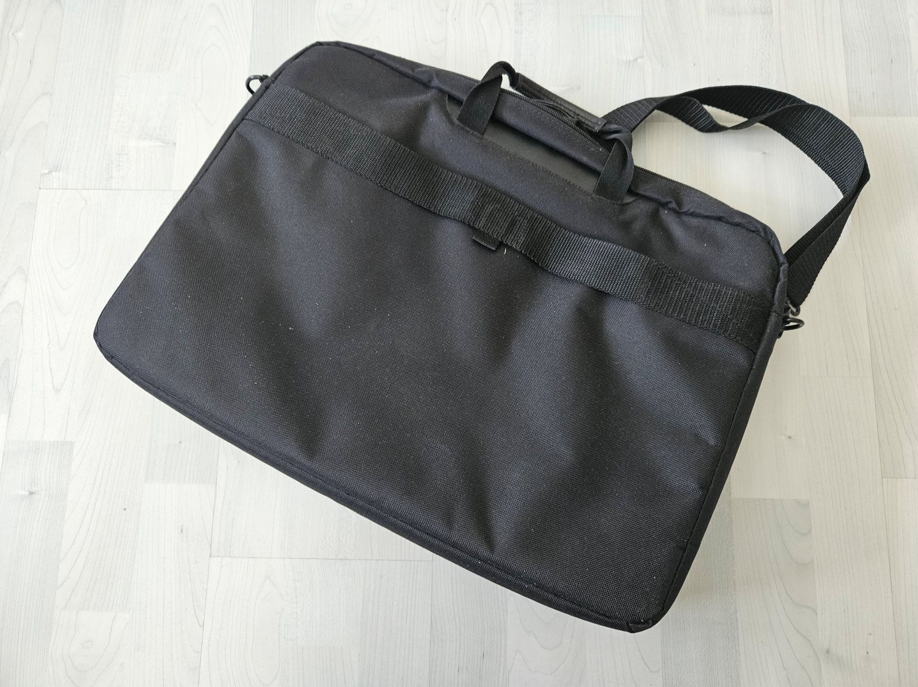 Asus Taschen: Laptoptasche gross – Neu (gemäss Beschreibung) aus Wauwil von seriously3 1