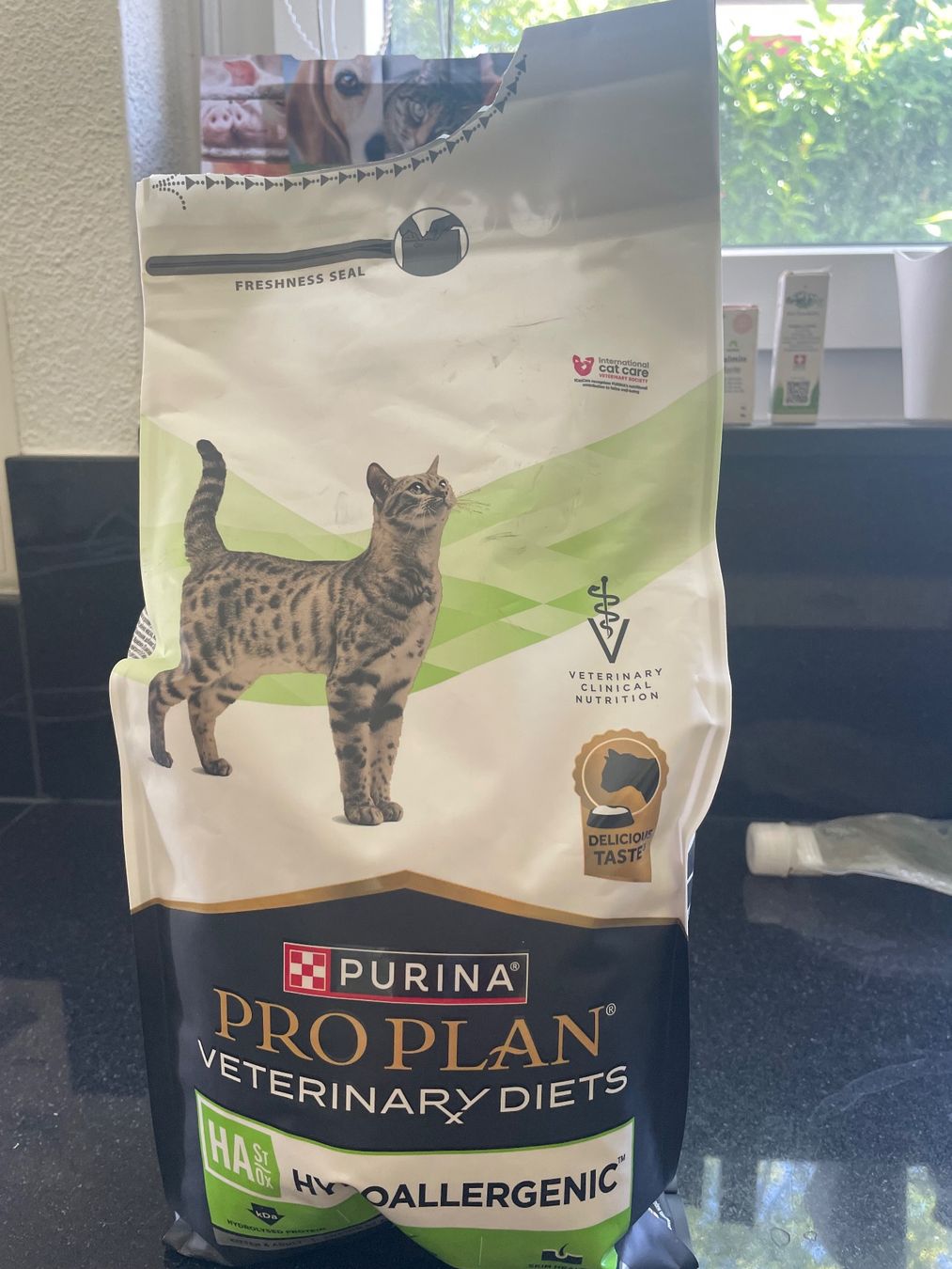 Royal Canin Mangimi: Hochwertiges Katzenfutter – Usato da Uitikon Waldegg venduto da Mimi_Capoeira 5