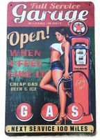 Garage Hot Girl - Blechschild  (neu, OVP)