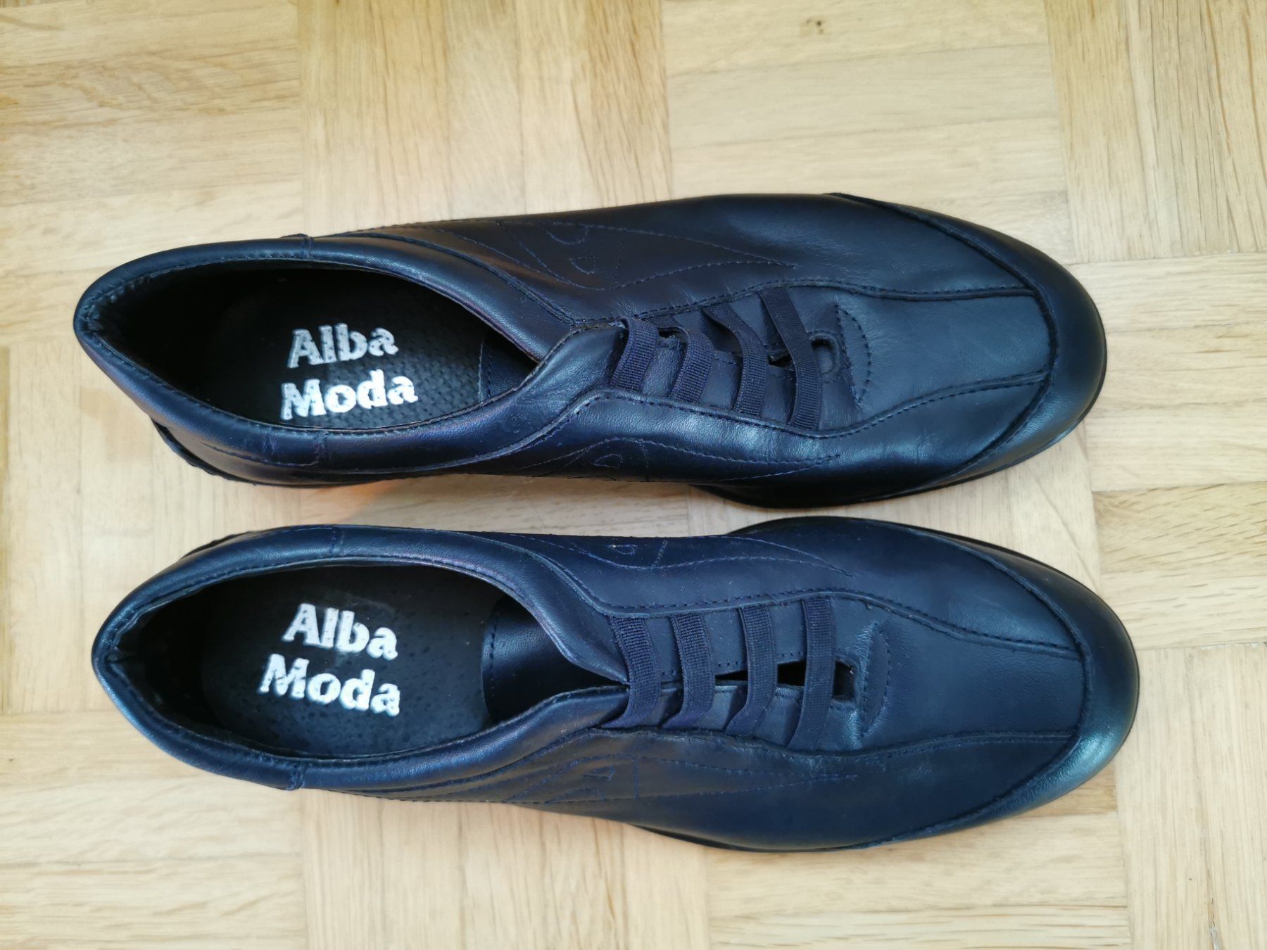 Alba Moda Scarpe da donna: Turnschuhe Alba Moda echt Leder Gr. 38 – Usato da Stäfa venduto da flamingo_17 1
