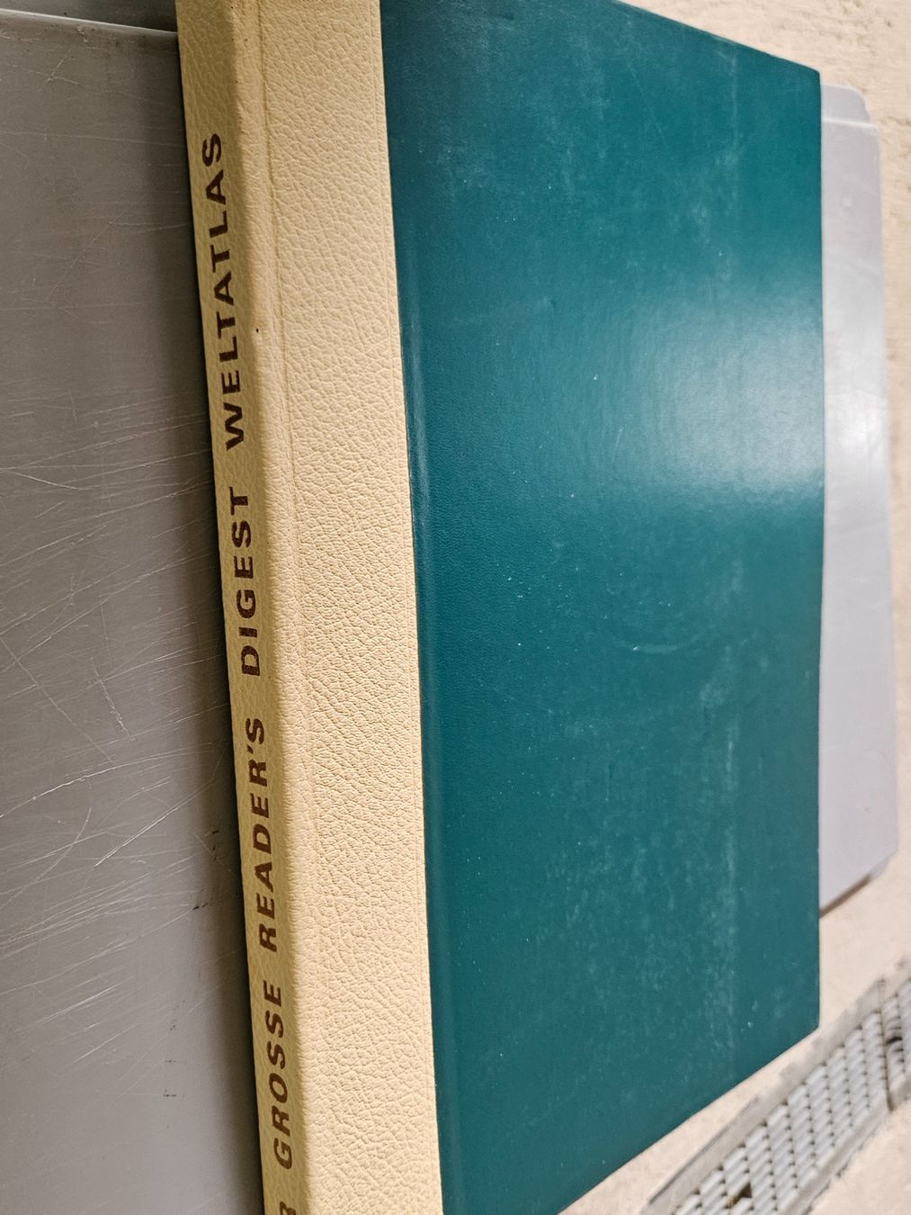 Libri: Der Grosse Reader's Digest Weltatlas guter Zustand – Usato da St.Gallenkappel venduto da RocknSkull 1